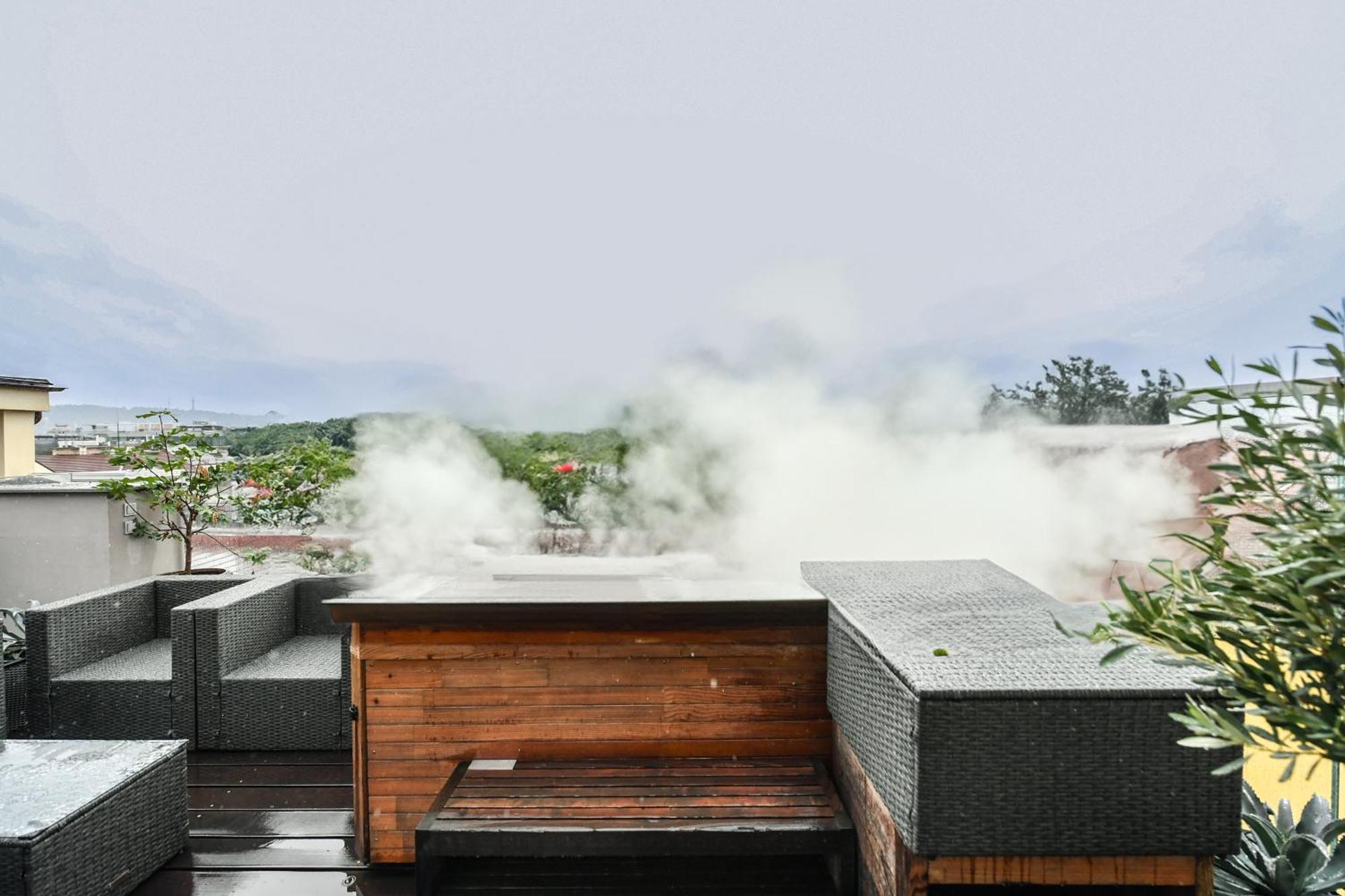 Appartamento Presidential Penthouse, 303m2, Jacuzzi On Terrace, Sauna, 6bdrm, 4bthrm, Ac, Lift *