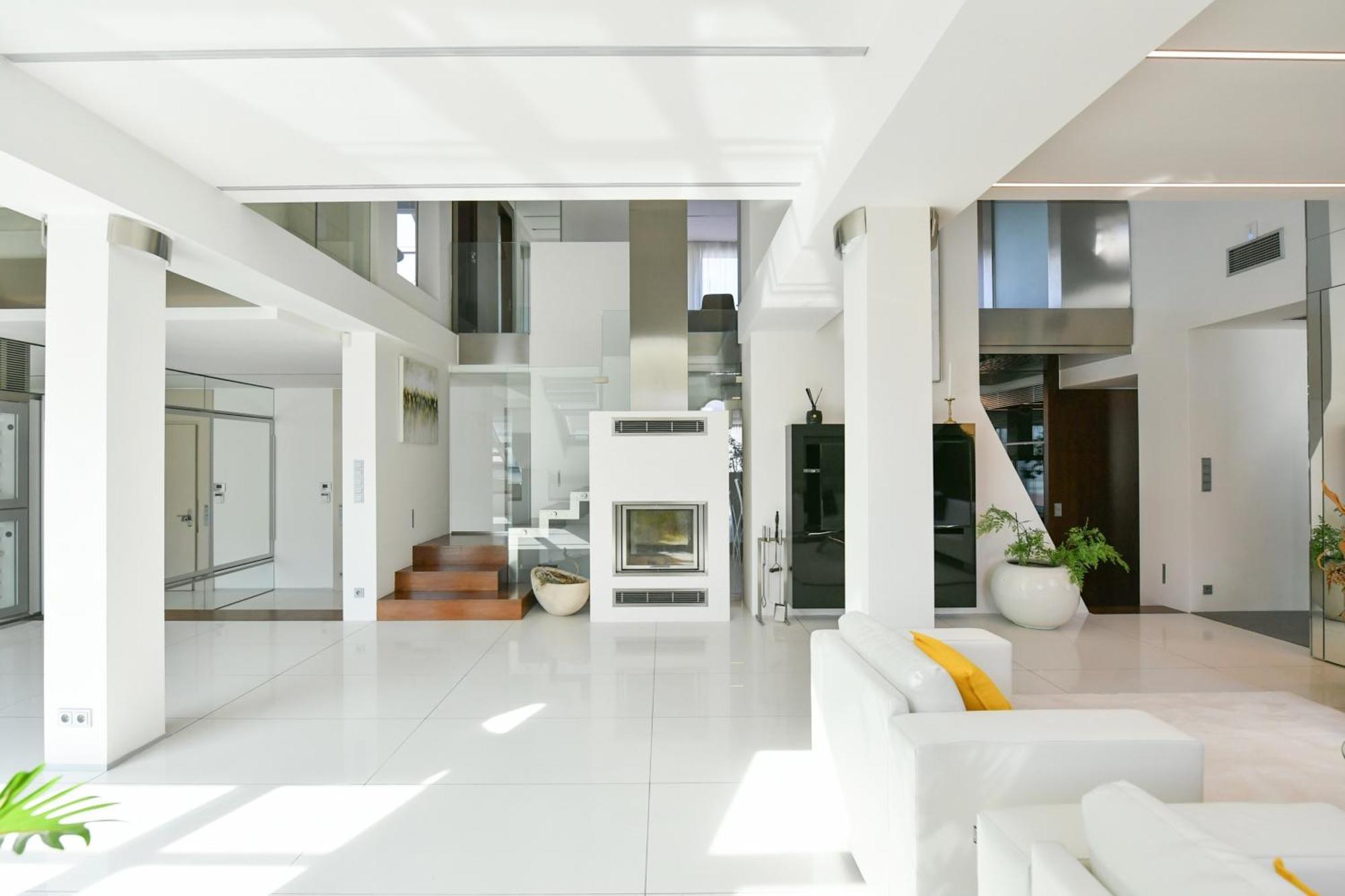 Presidential Penthouse, 303m2, Jacuzzi On Terrace, Sauna, 6bdrm, 4bthrm, Ac, Lift Appartamento *